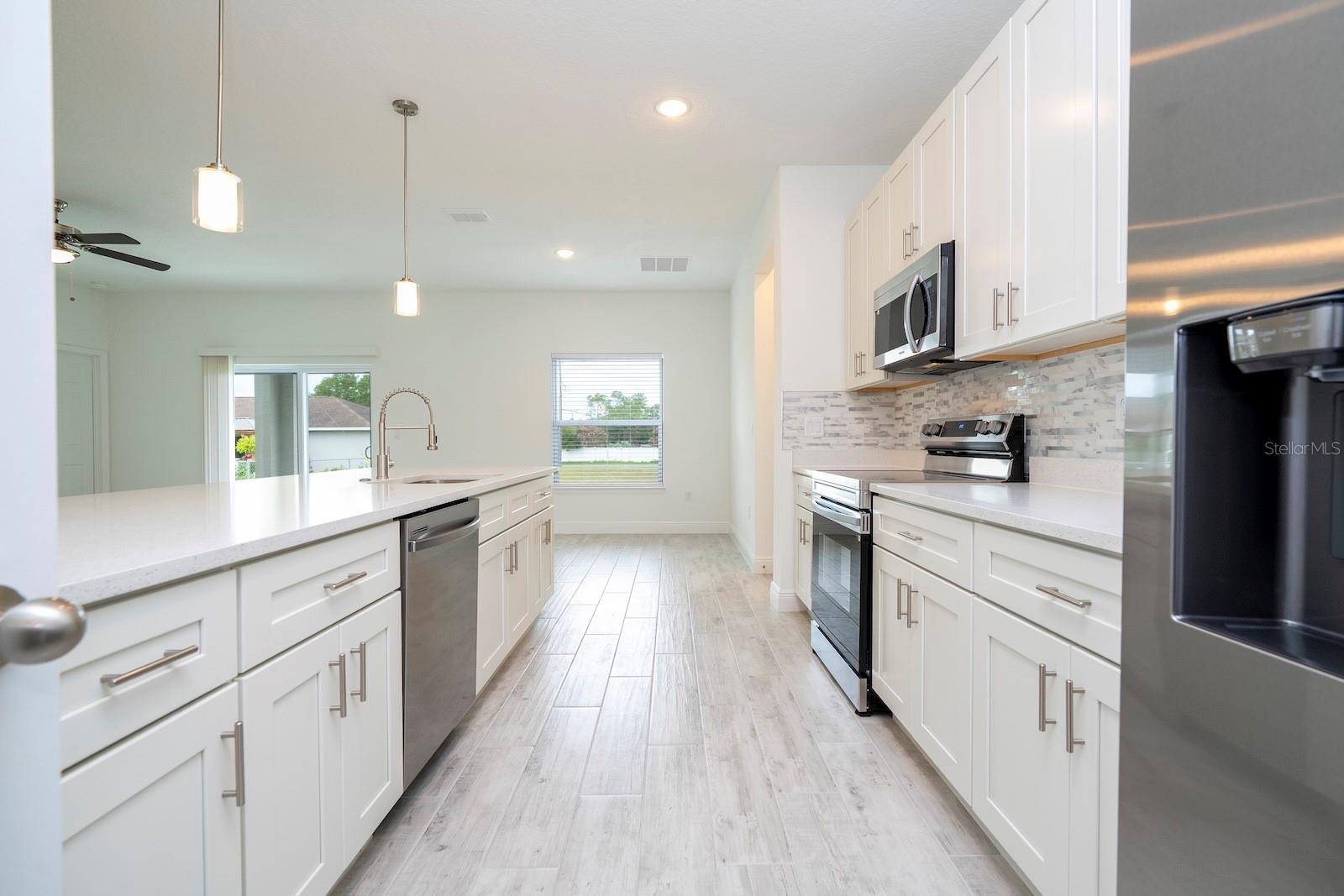 CITRUS SPGS UNIT 11 - Residential