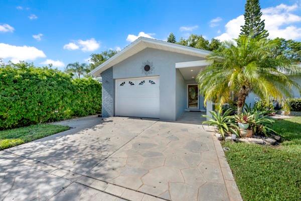HIGHLAND LAKES - Residential