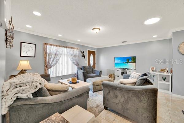 HIGHLAND LAKES - Residential