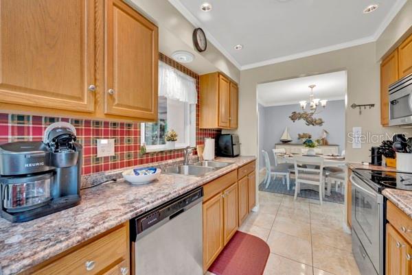 HIGHLAND LAKES - Residential