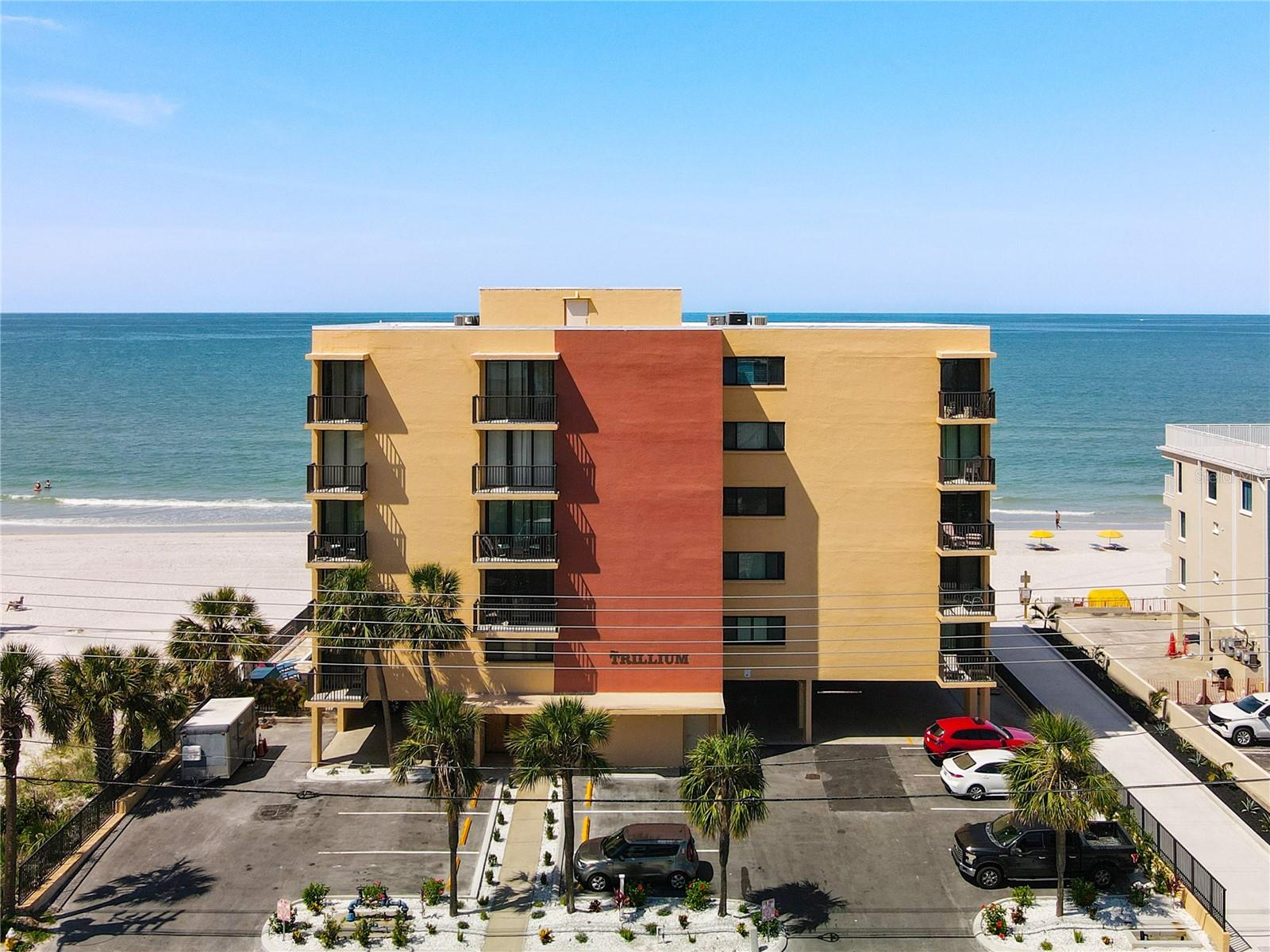 TRILLIUM CONDO THE - Residential