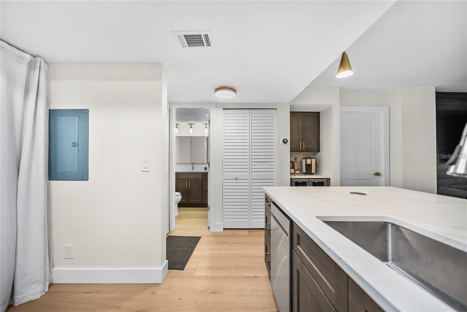 COVE CAY 26-17 VILLAGE I - Residential