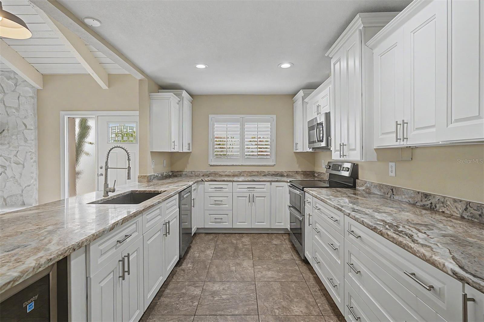 EAST LAKE WOODLANDS PATIO HOMES - Residential