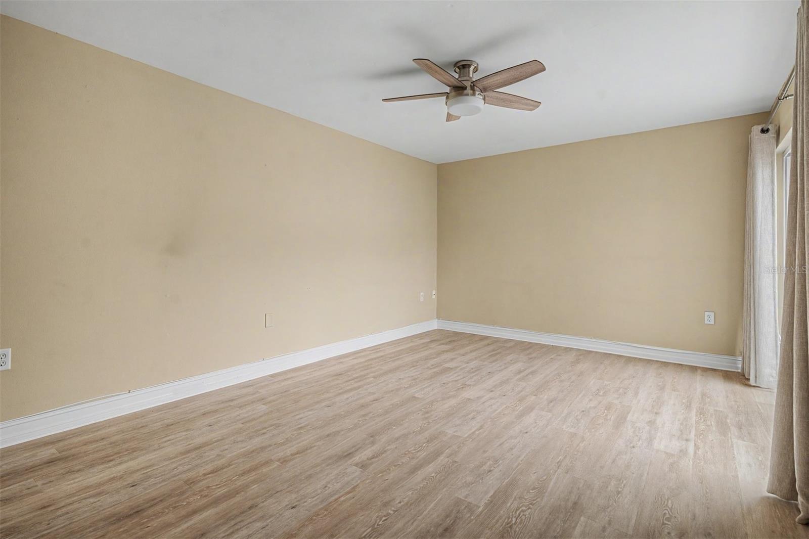 EAST LAKE WOODLANDS PATIO HOMES - Residential