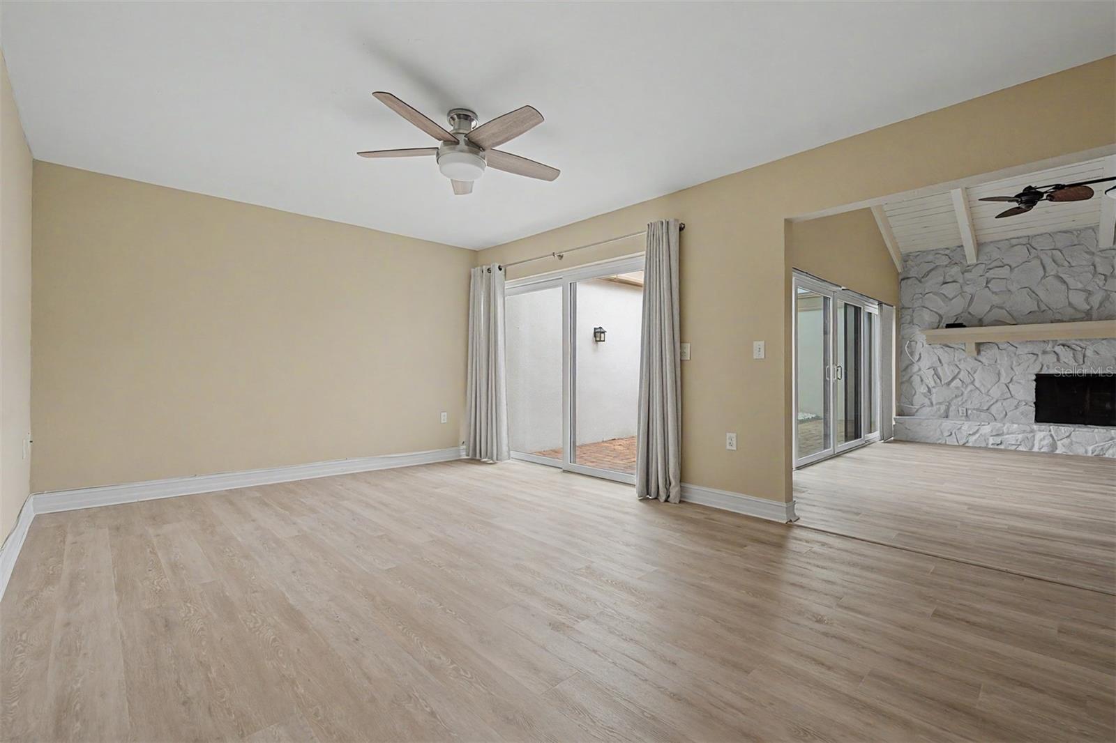 EAST LAKE WOODLANDS PATIO HOMES - Residential