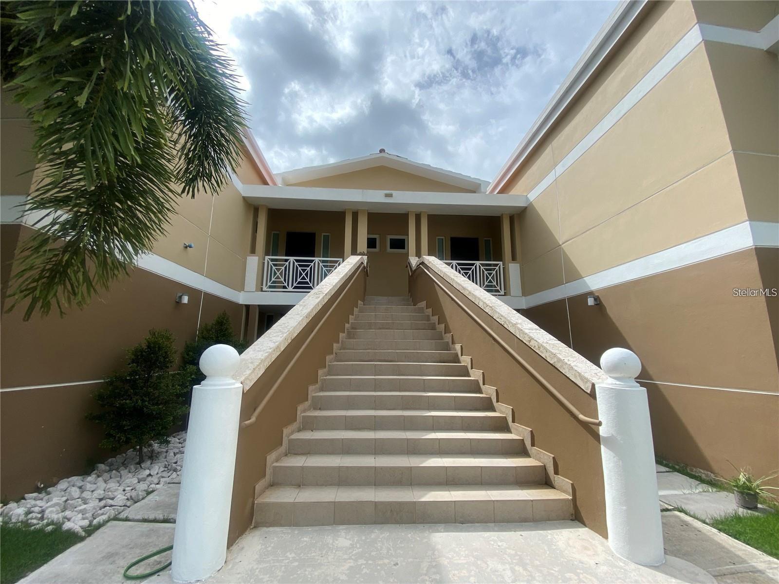 VILLAS DE CAGUAS REAL GOLF & COUNTRY CLUB - Residential Lease