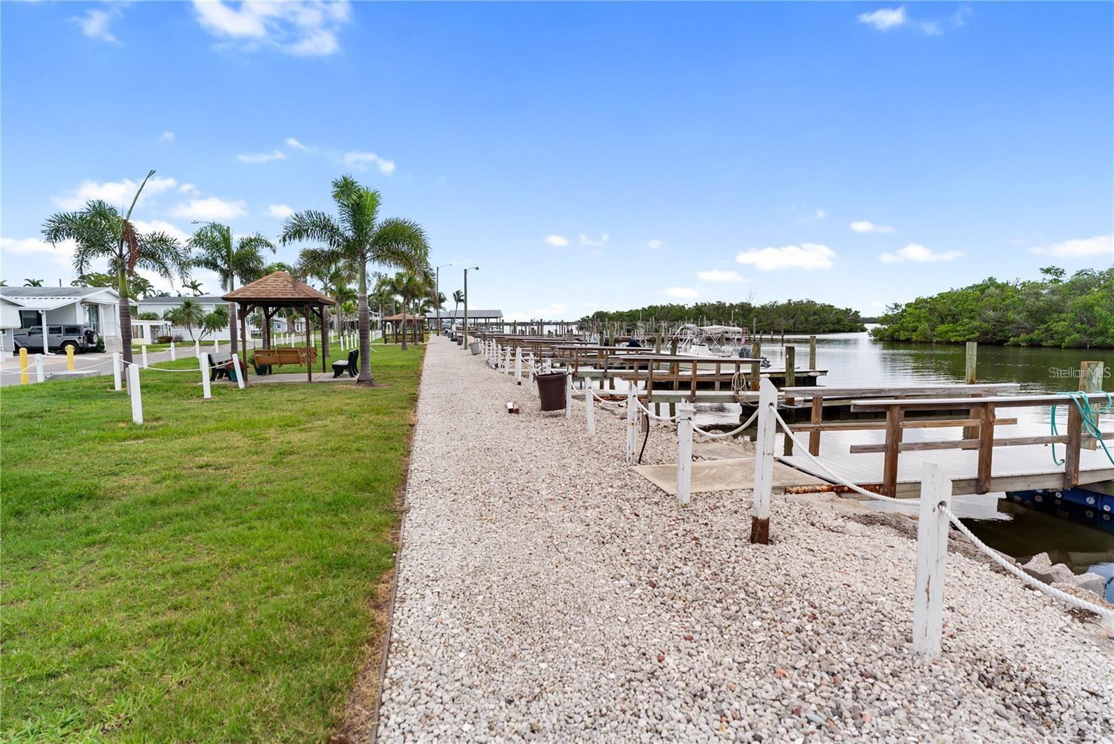 PARADISE BAY ESTATES COOP - Residential
