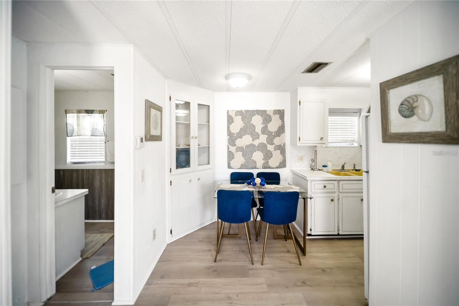 PARADISE BAY ESTATES COOP - Residential