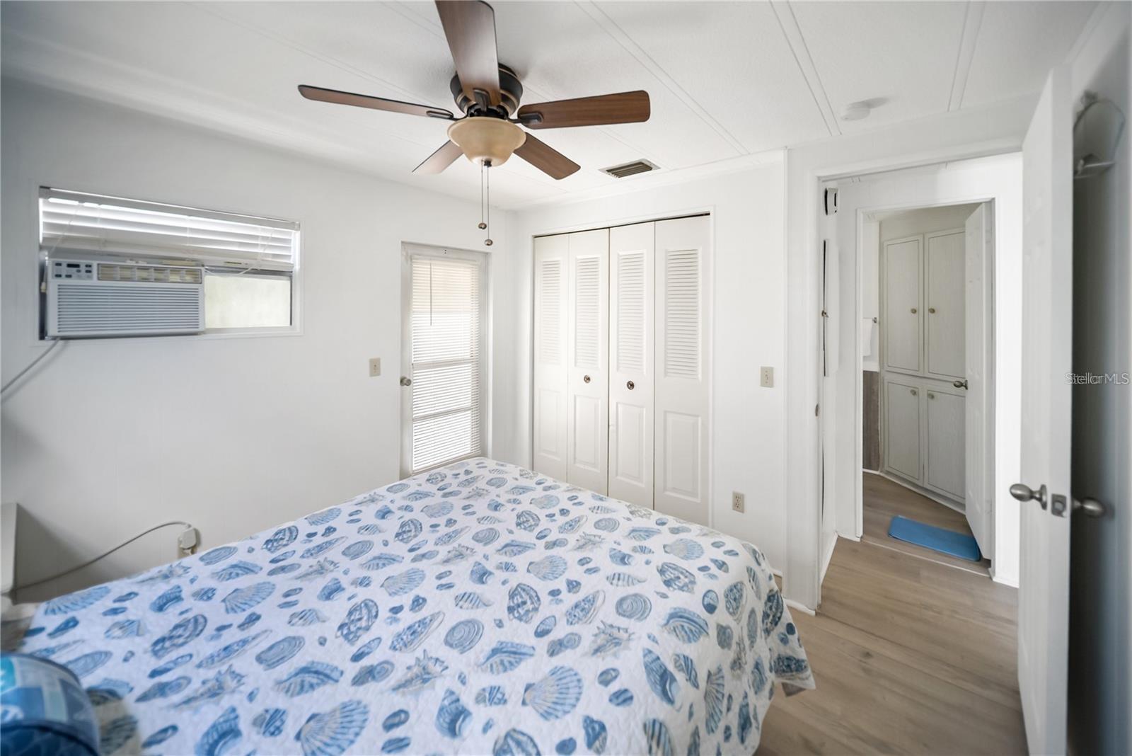 PARADISE BAY ESTATES COOP - Residential