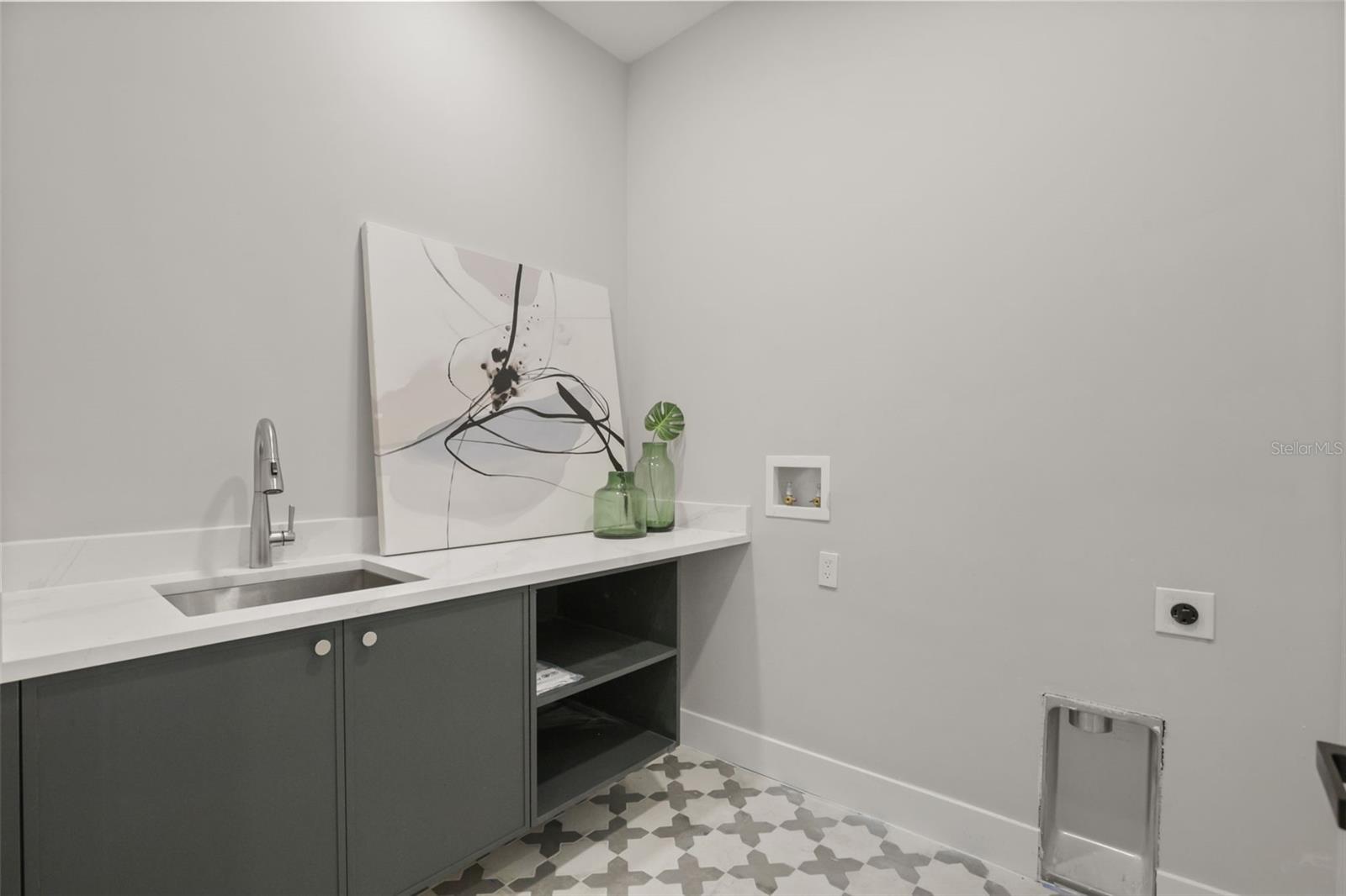 COLLEGE PARK - Residential