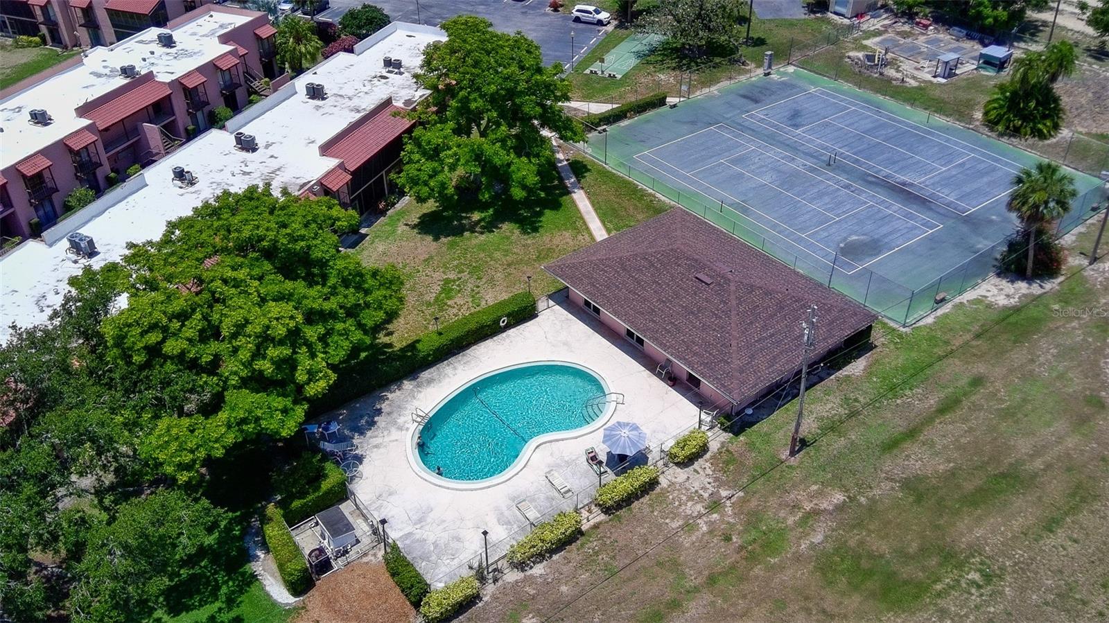 LA CASA - Residential