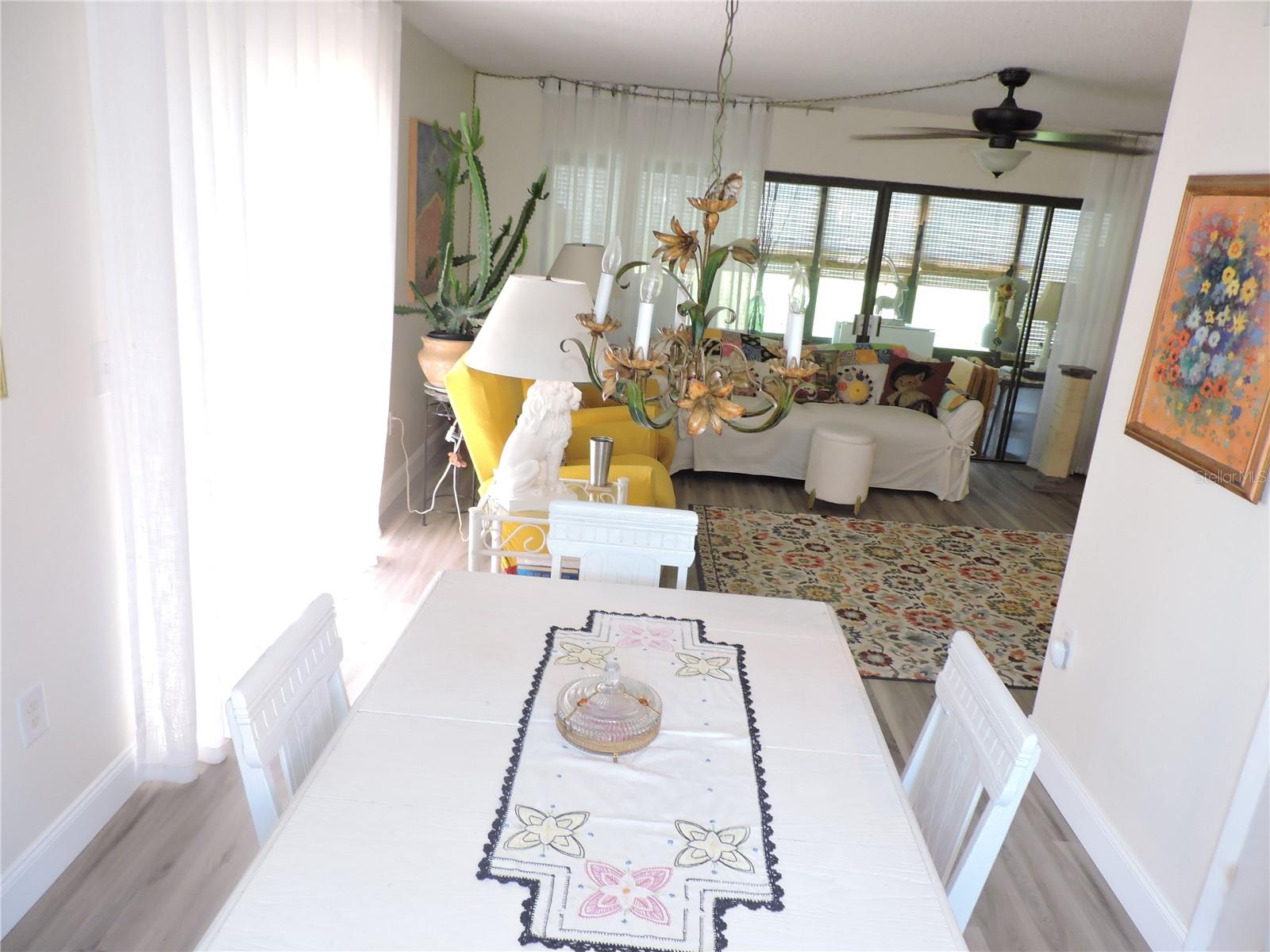 LA CASA - Residential