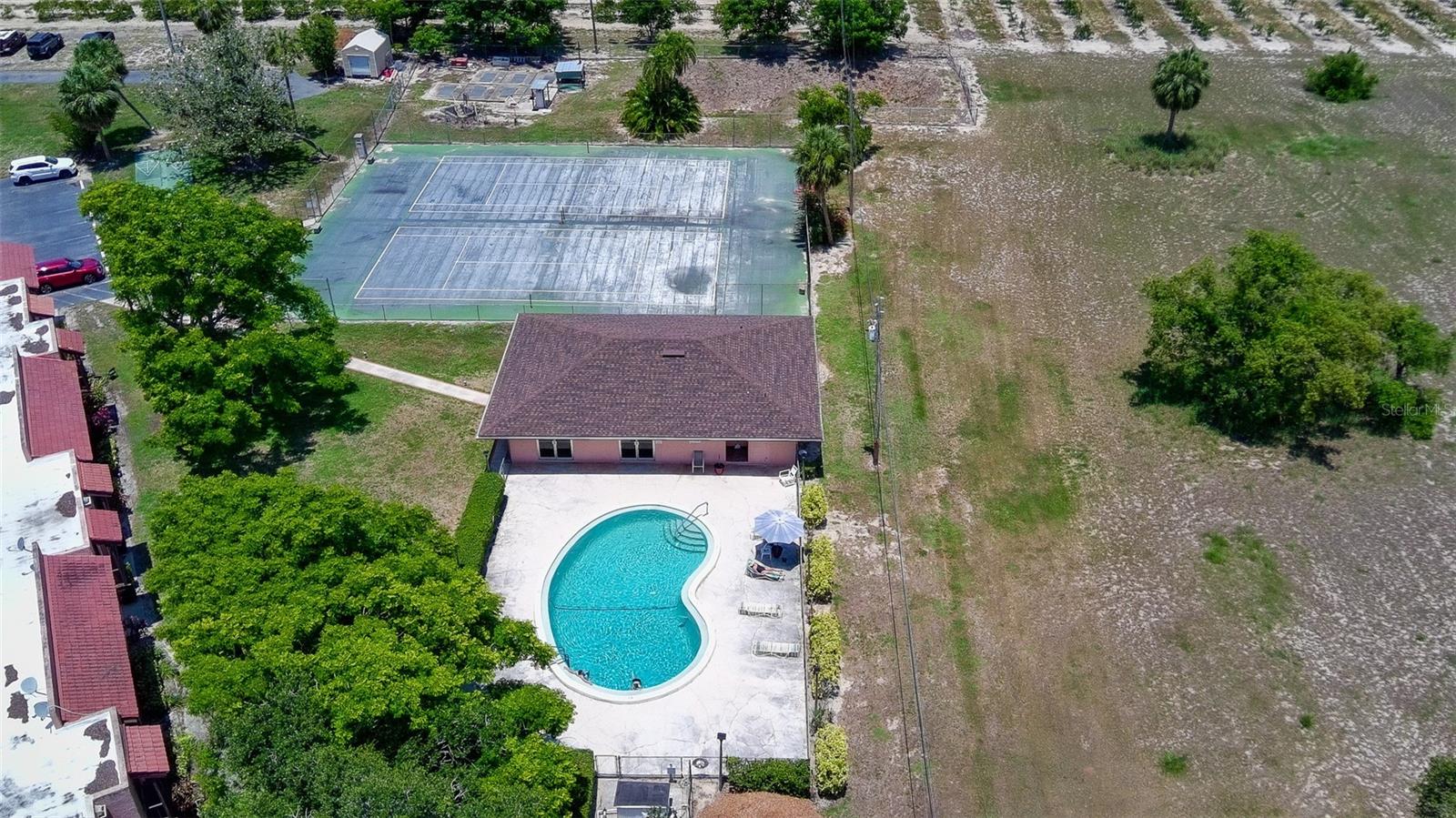 LA CASA - Residential