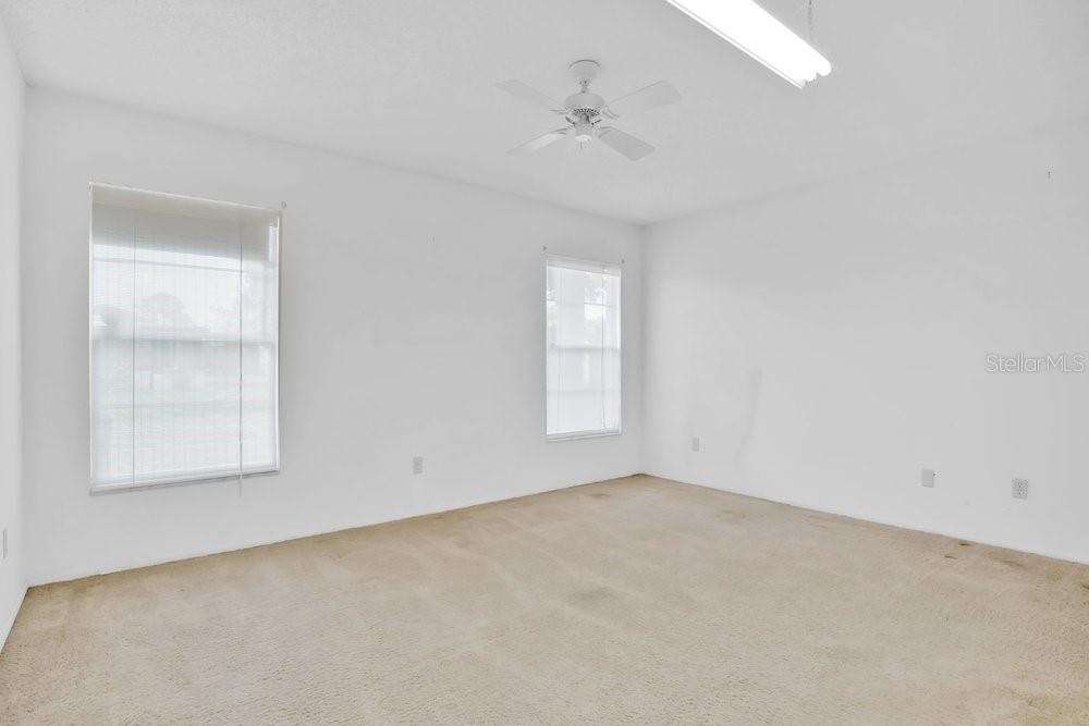 WINDMILL POINTE - Residential