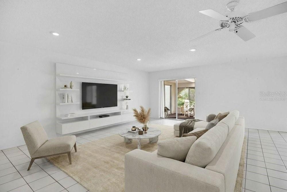 WINDMILL POINTE - Residential