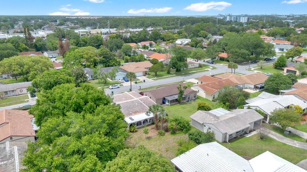 WINDMILL POINTE - Residential
