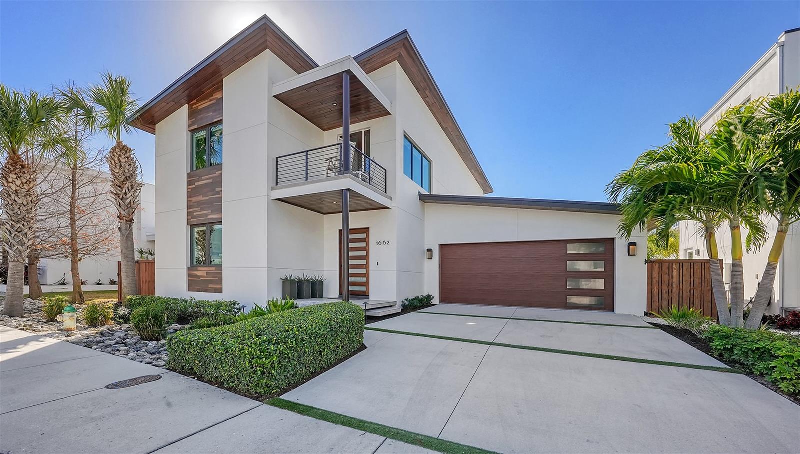 THE HOMES OF LAUREL PARK - Residential