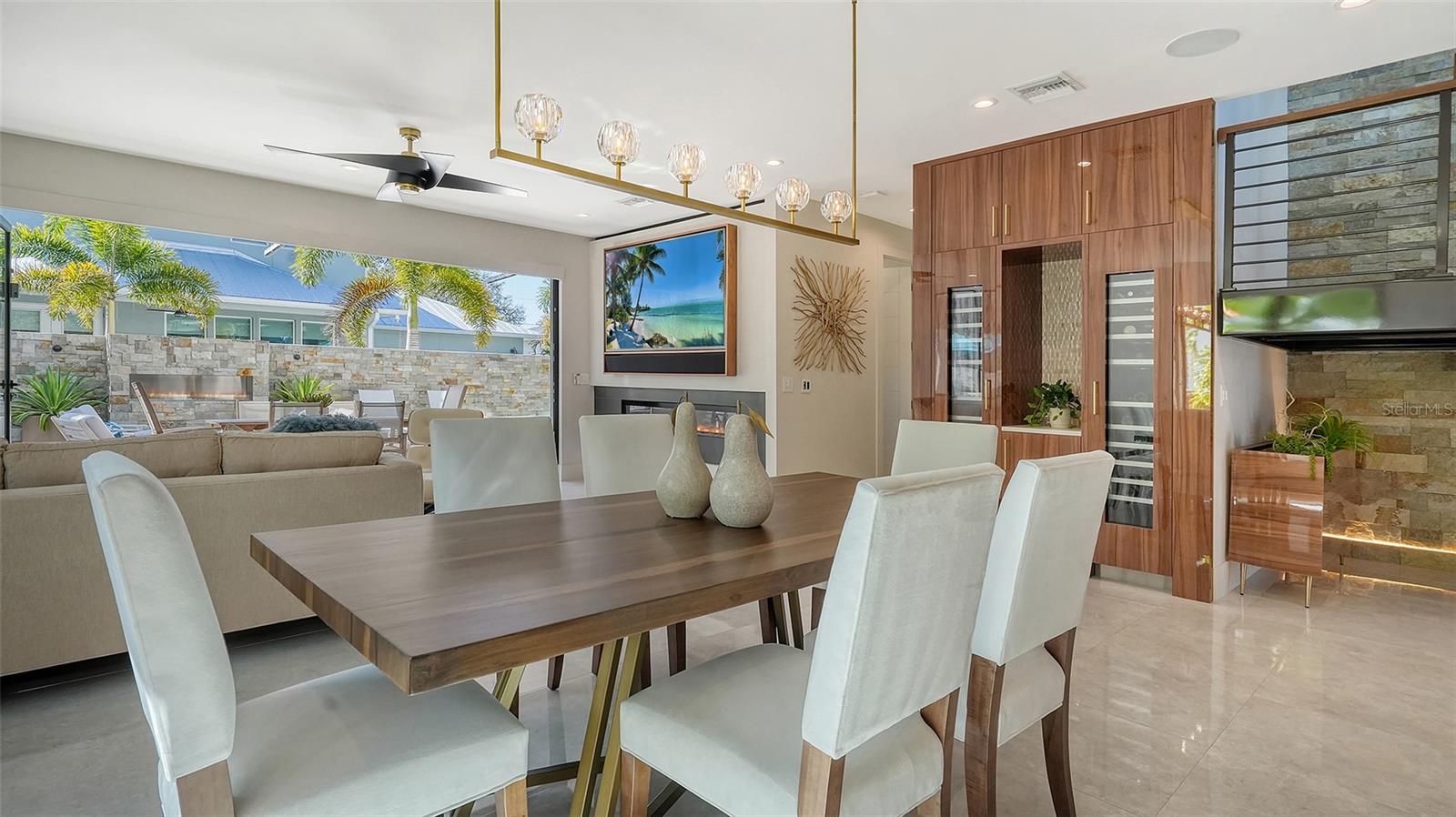 THE HOMES OF LAUREL PARK - Residential