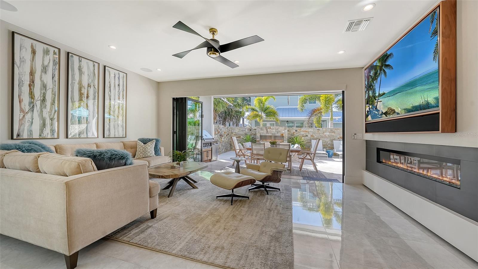 THE HOMES OF LAUREL PARK - Residential