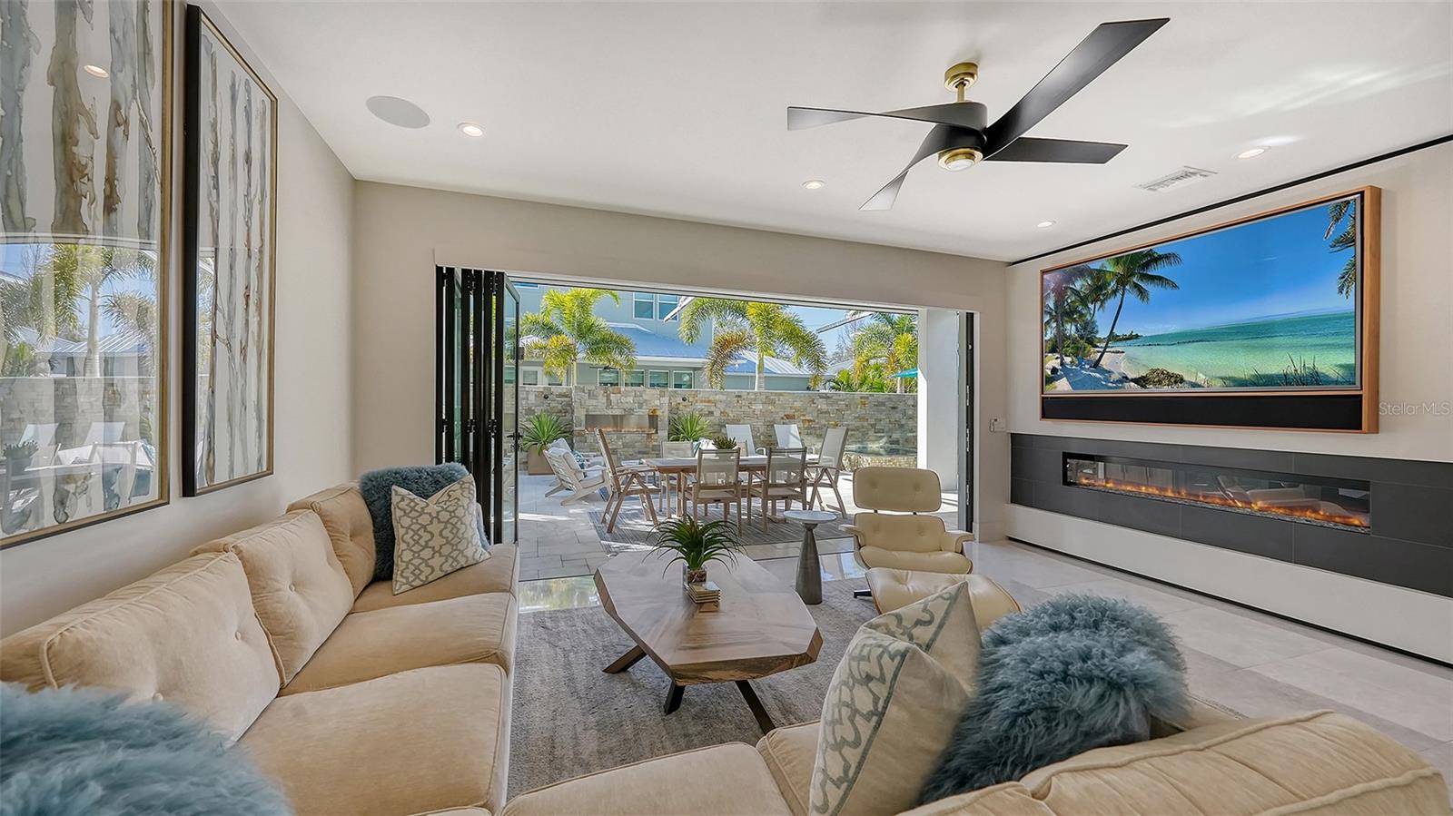 THE HOMES OF LAUREL PARK - Residential