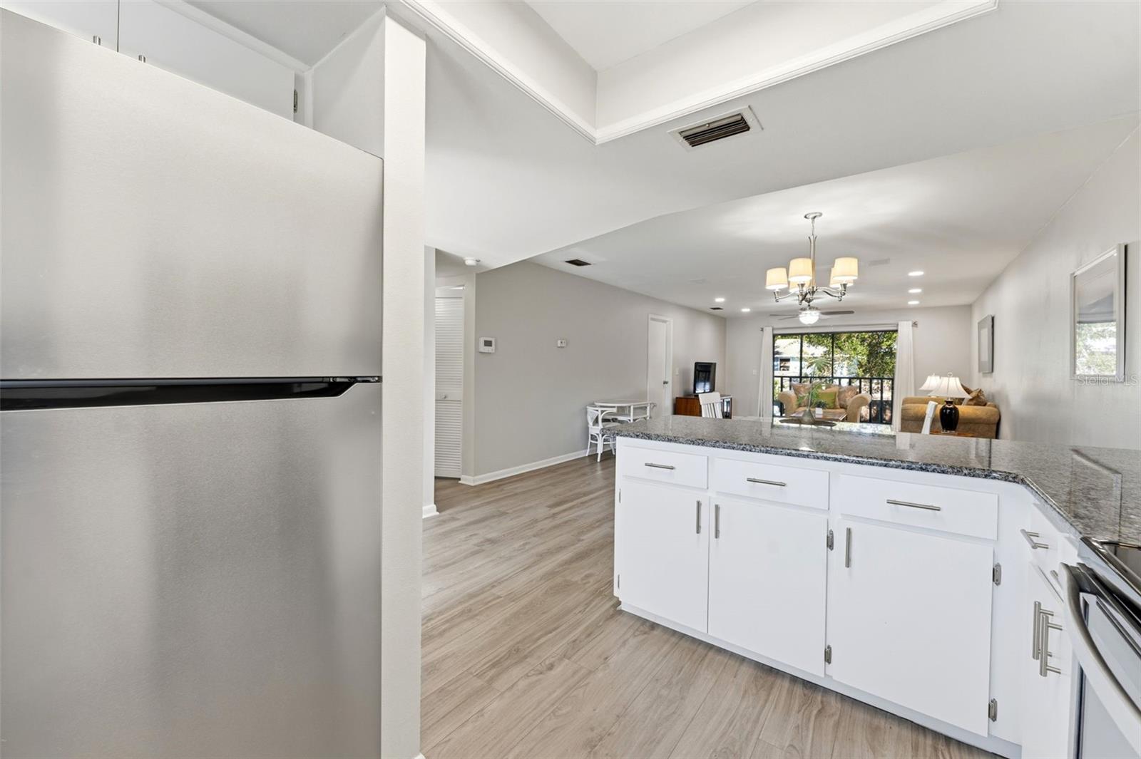 LAFAYETTE SQUARE CONDO - Residential Lease
