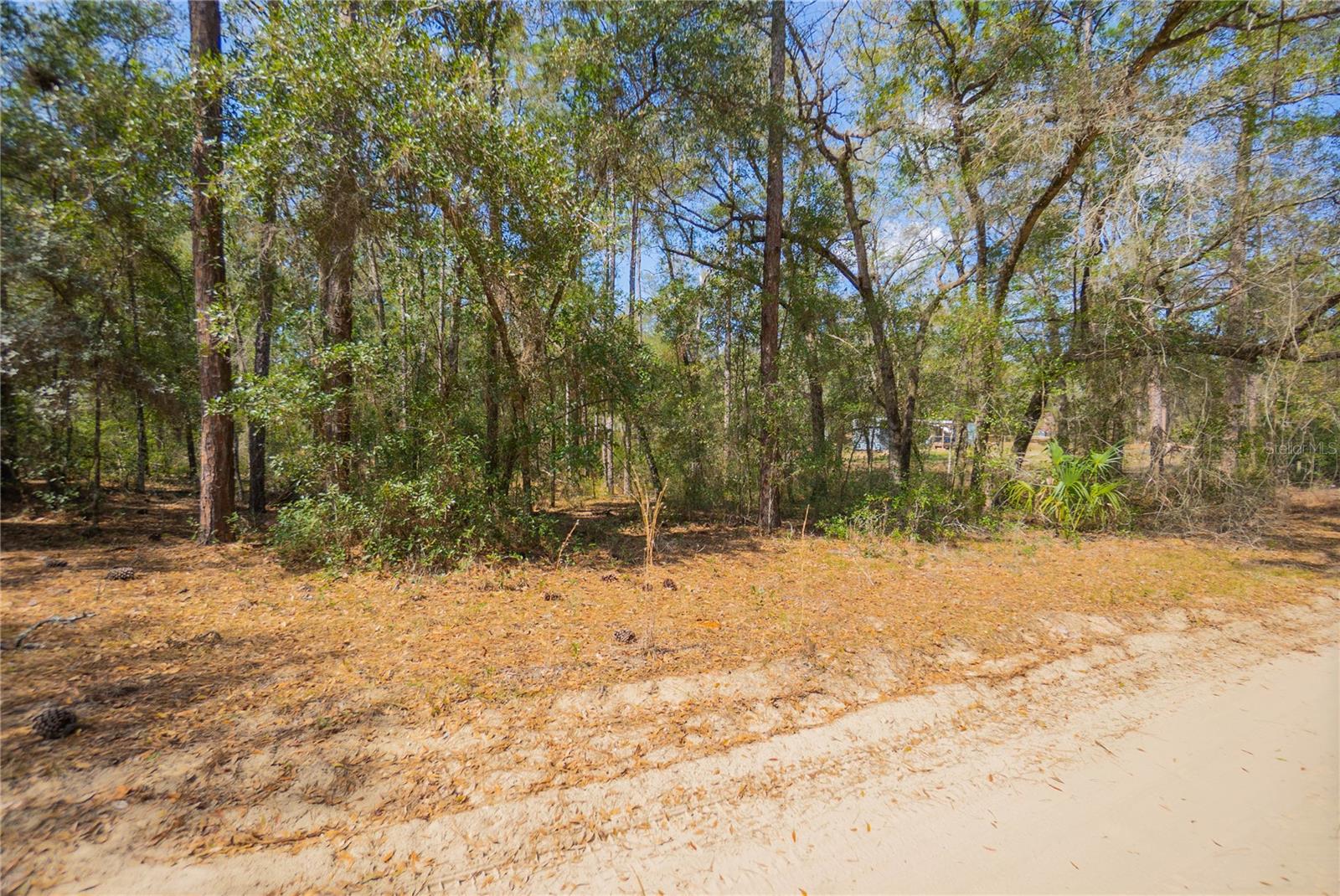 INDIAN ACRES UNREC SUB - Land