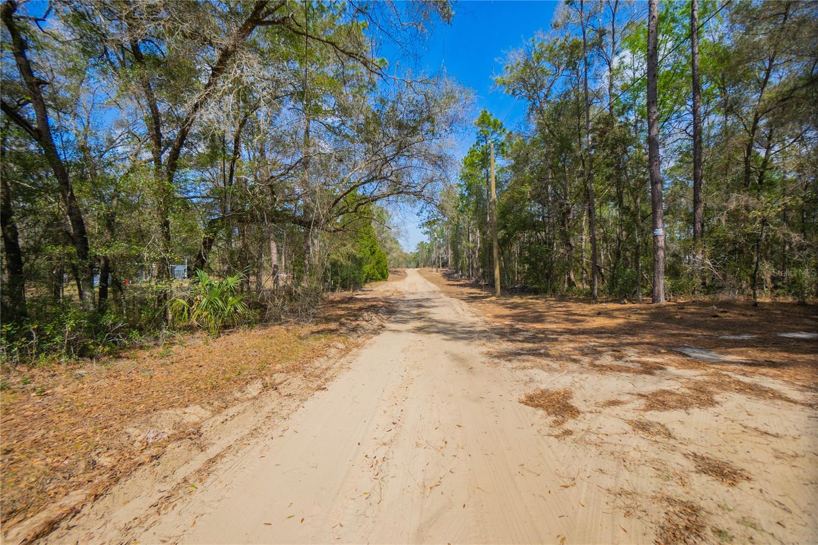 INDIAN ACRES UNREC SUB - Land