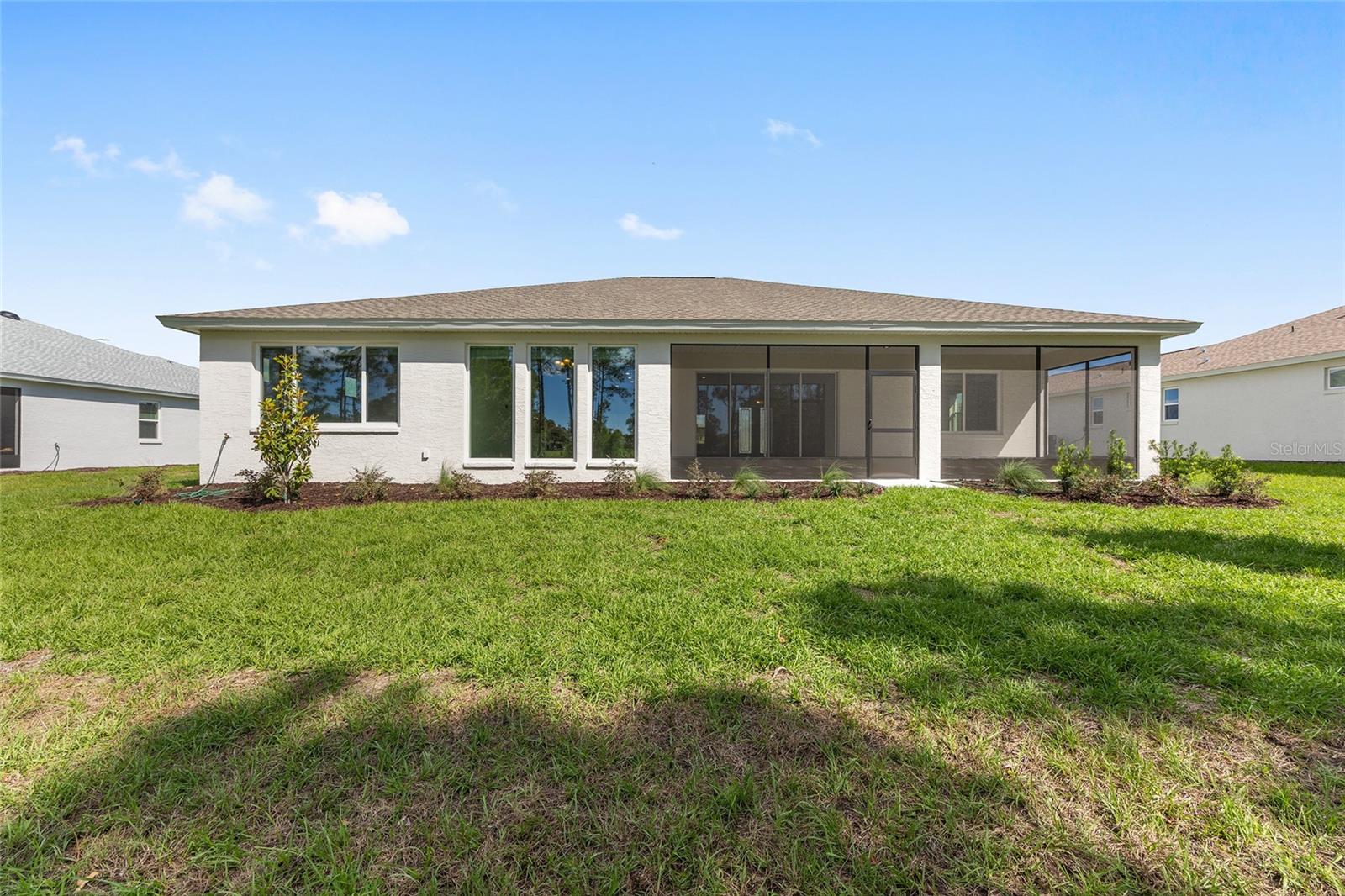 ON TOP OF THE WORLD - Residential