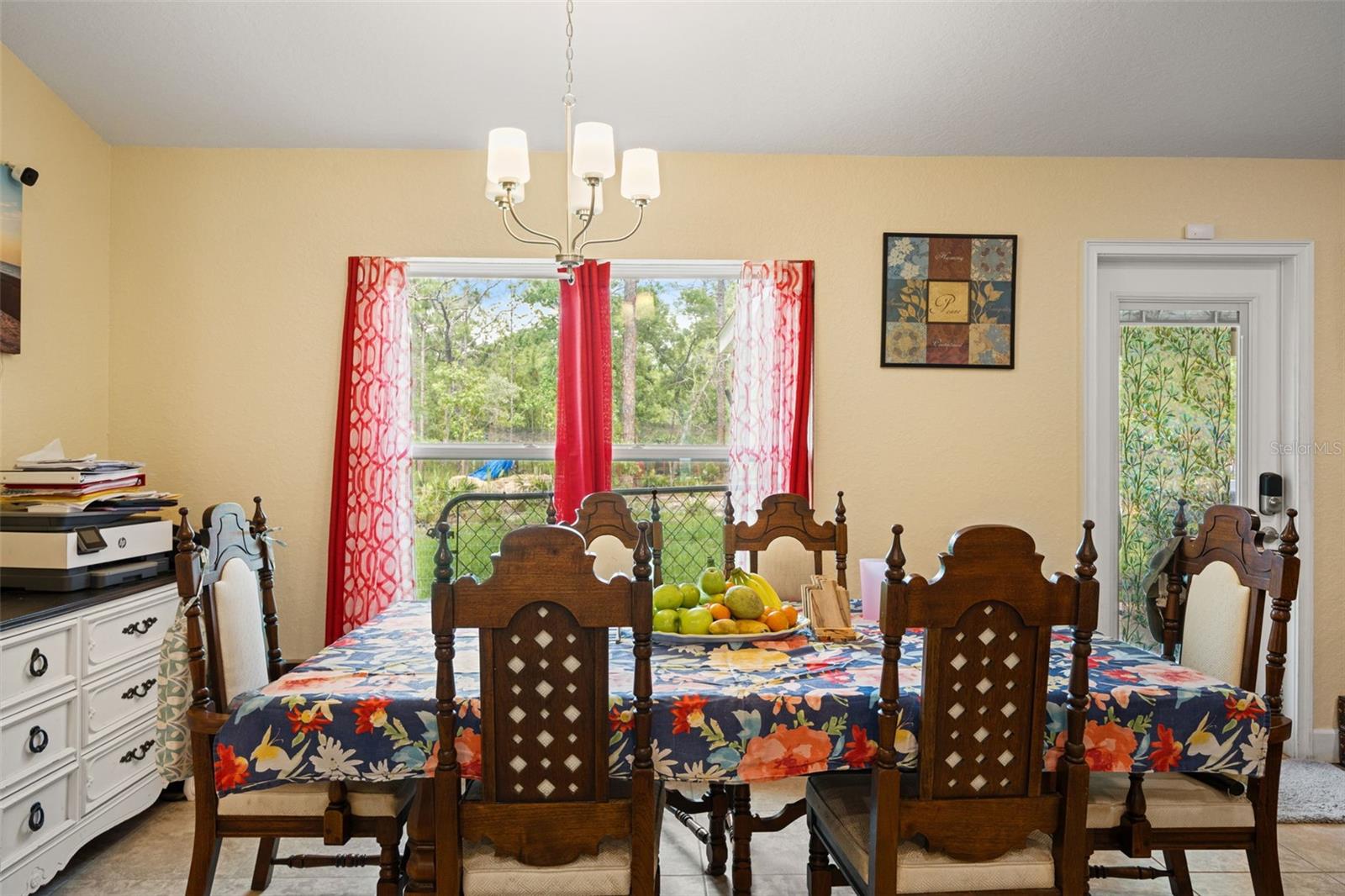 ROYAL HIGHLANDS - Residential