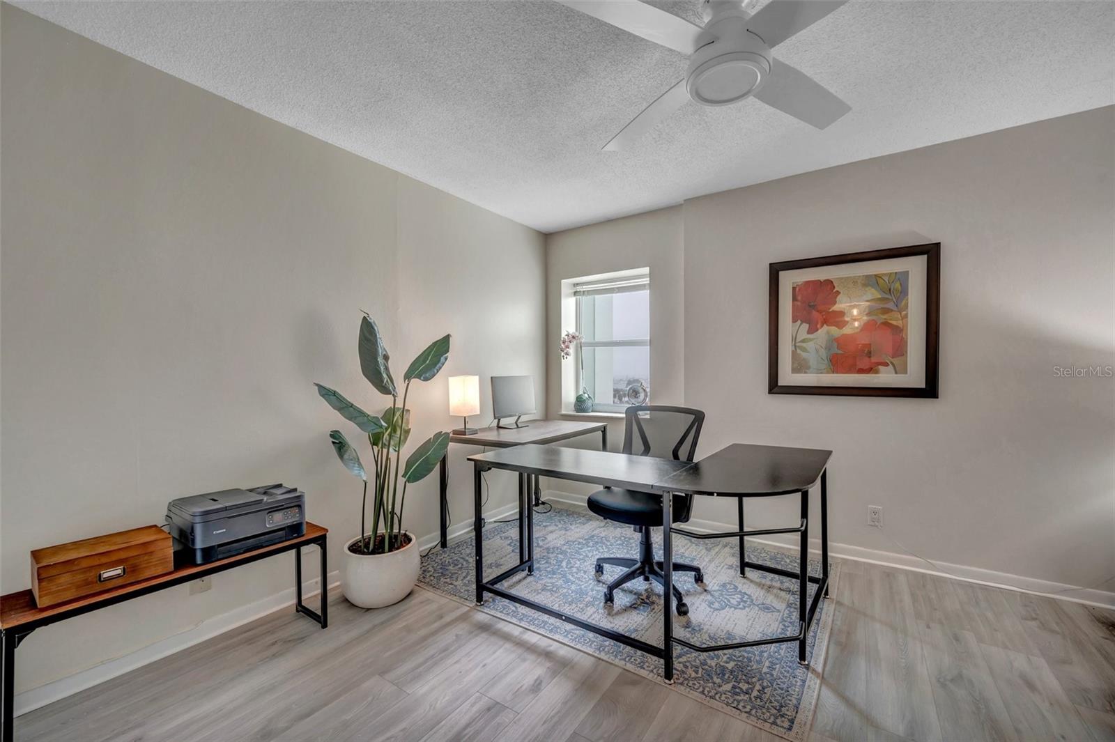 THREE PALMS POINTE - Residential