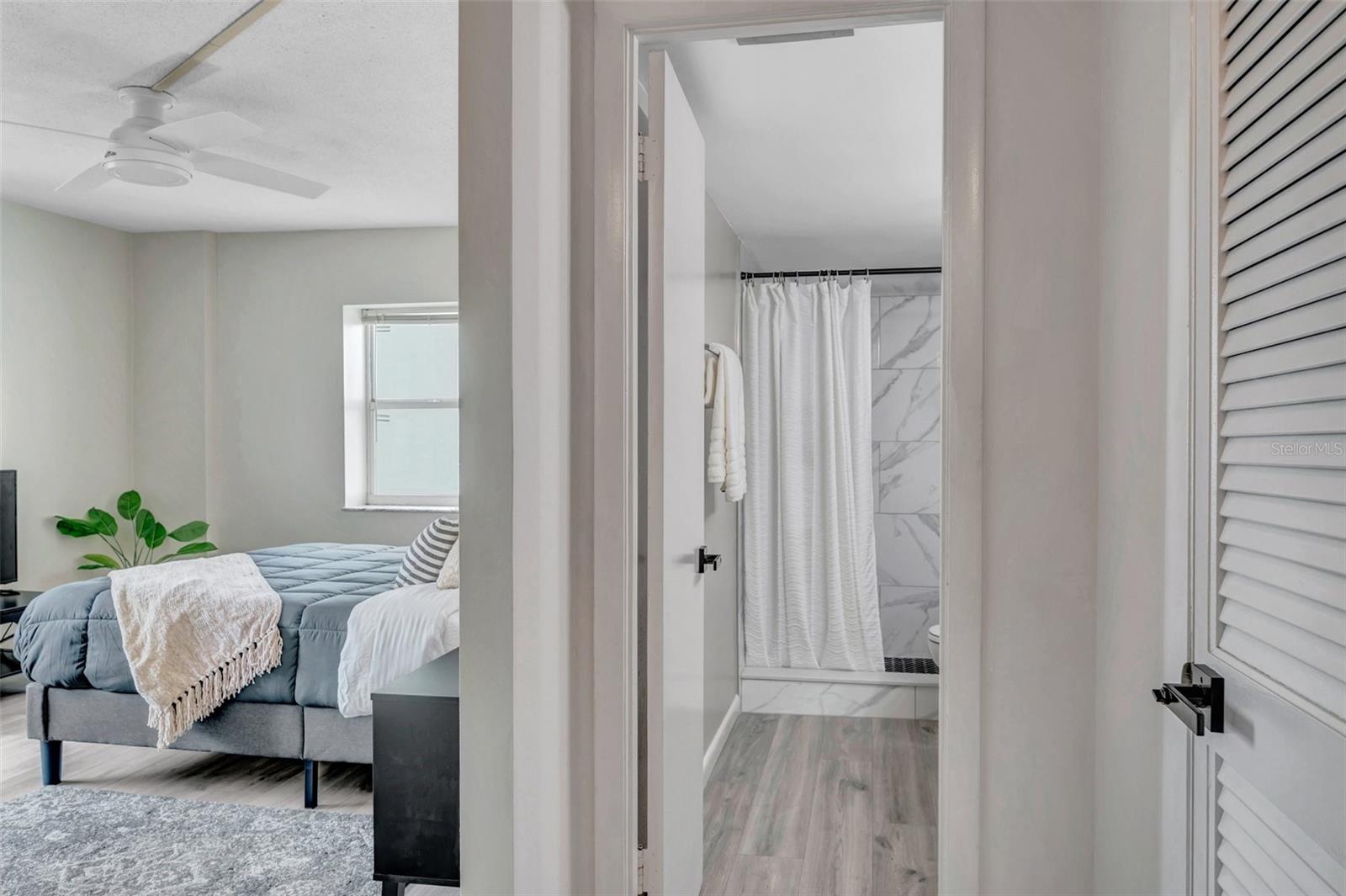 THREE PALMS POINTE - Residential