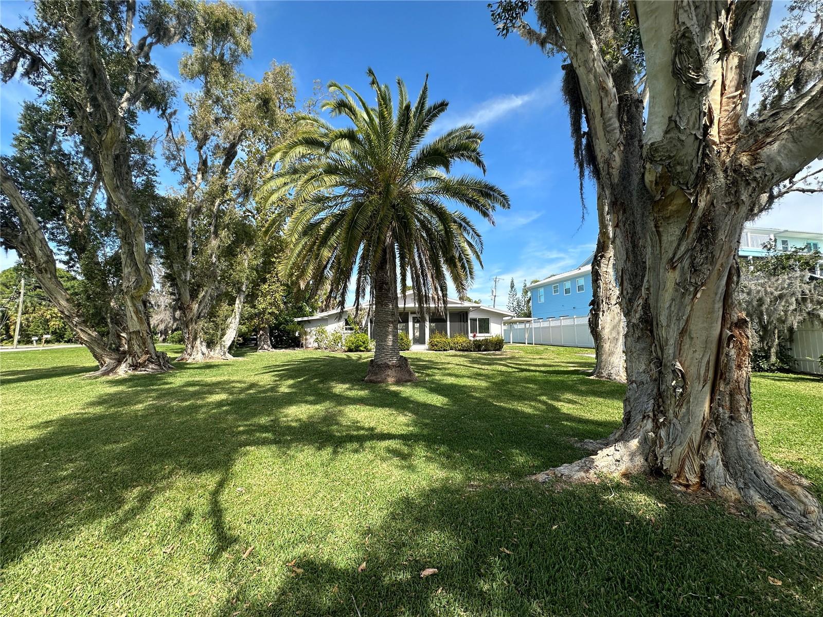 HIDDEN BAY ESTATES - Residential Lease