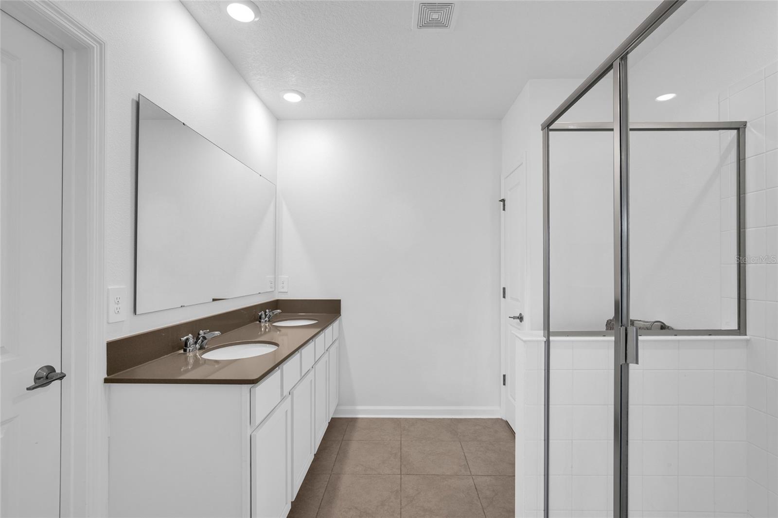 VINELAND RESERVE PH 2 - Residential