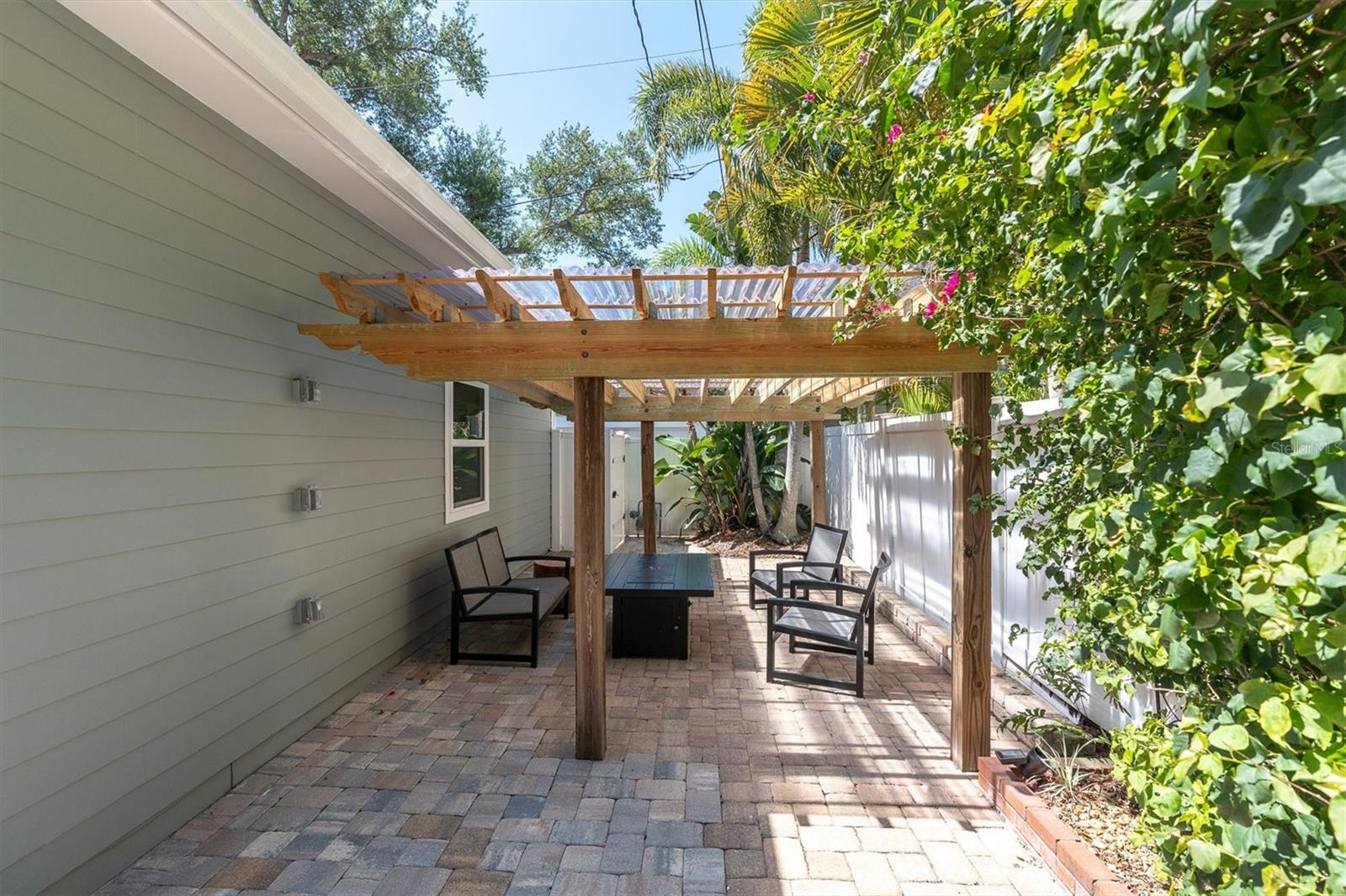 SNELL & HAMLETTS NORTH SHORE ADD - Residential