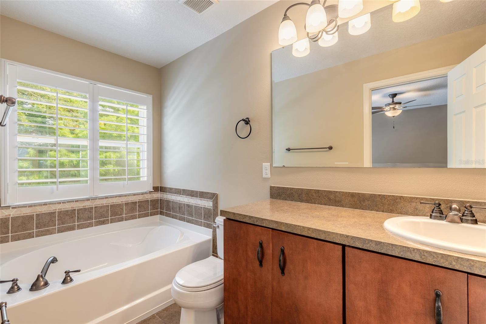 LANDINGS SUGAR MILL - Residential