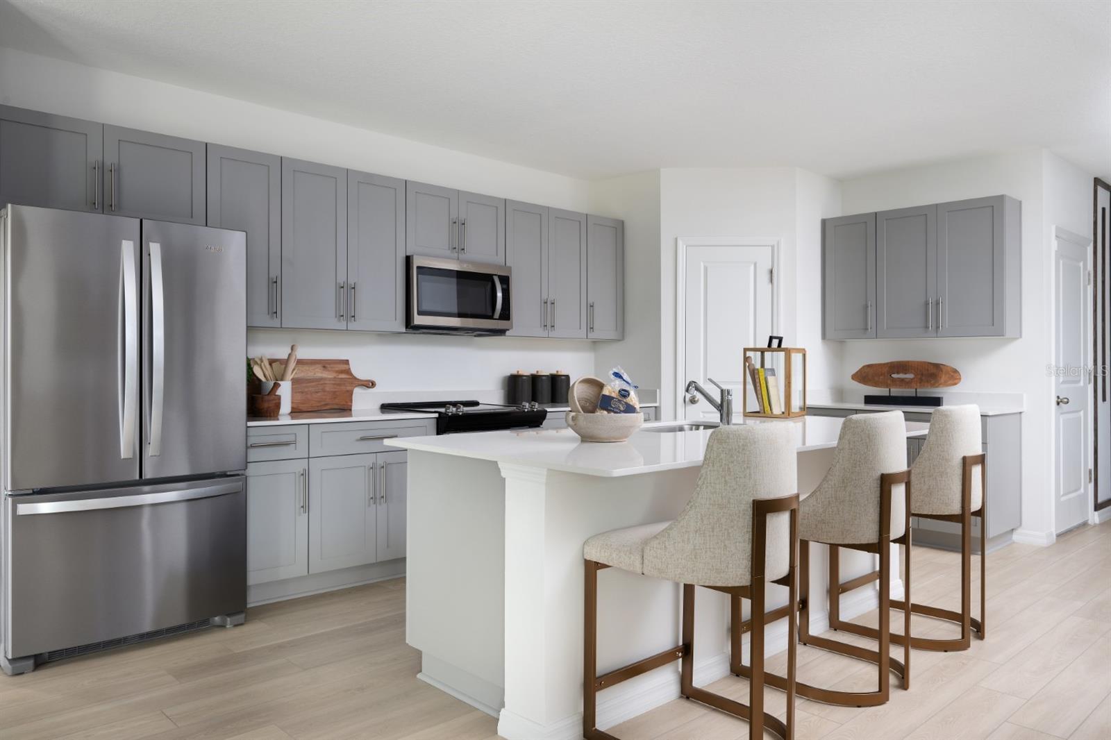 PASADENA LANDING - Residential