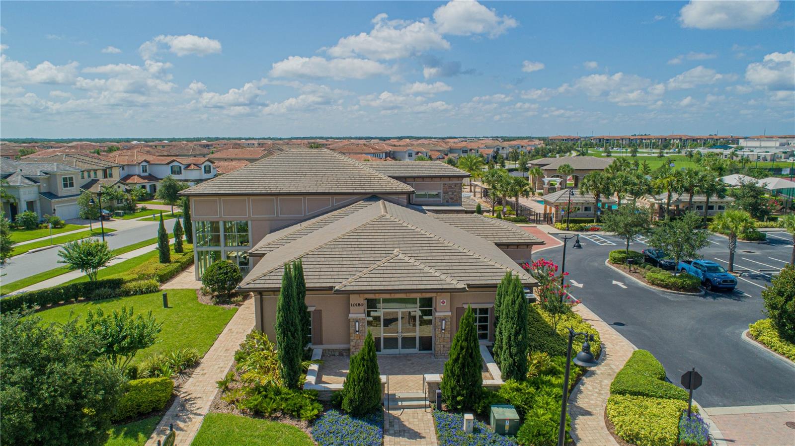EAGLE CREEK VILLAGE - Residential