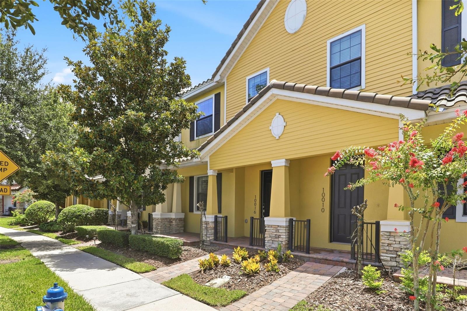 EAGLE CREEK VILLAGE - Residential