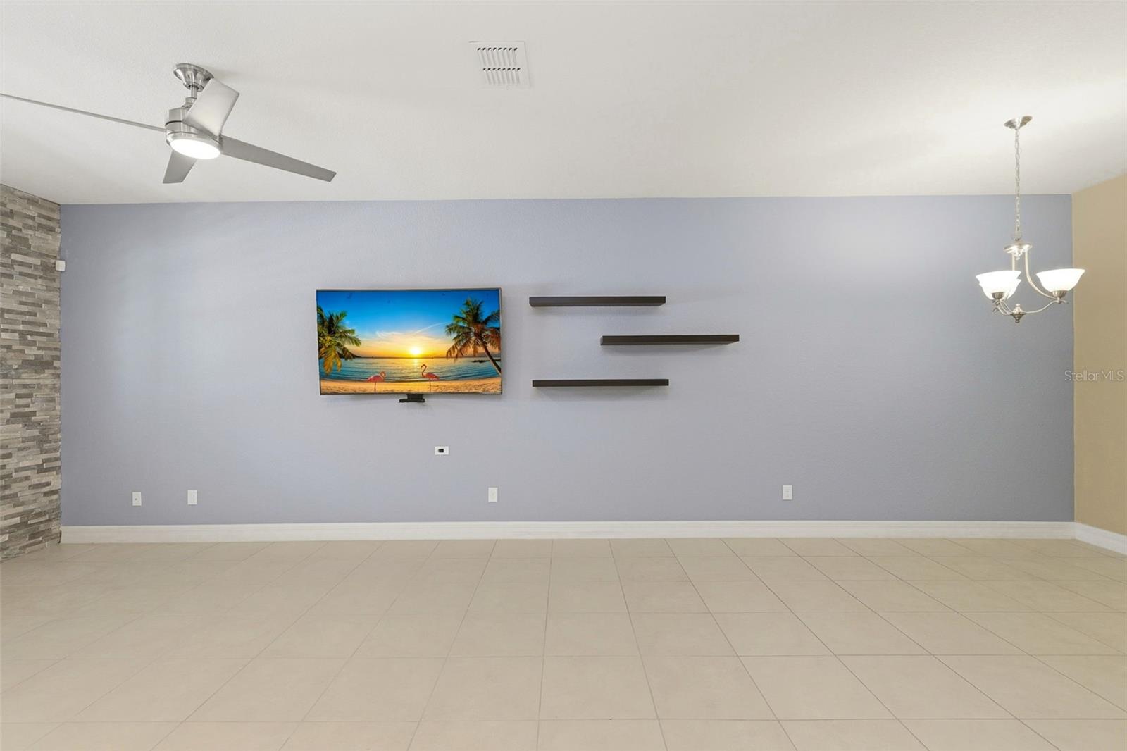 EAGLE CREEK VILLAGE - Residential