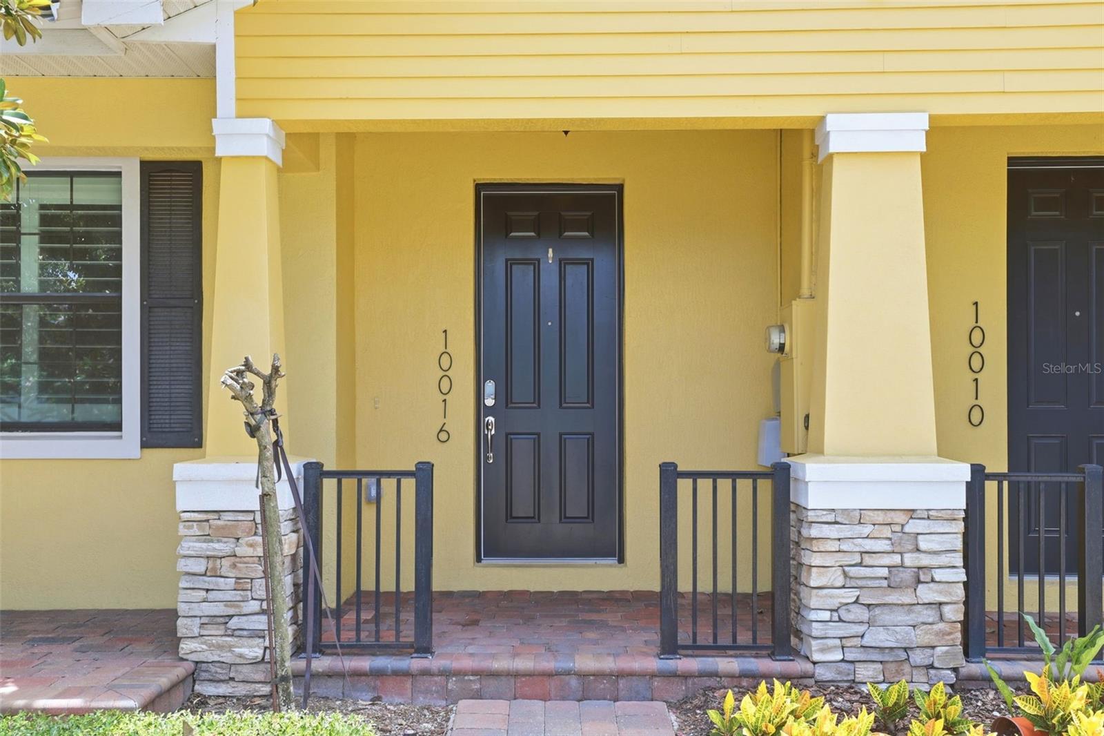 EAGLE CREEK VILLAGE - Residential