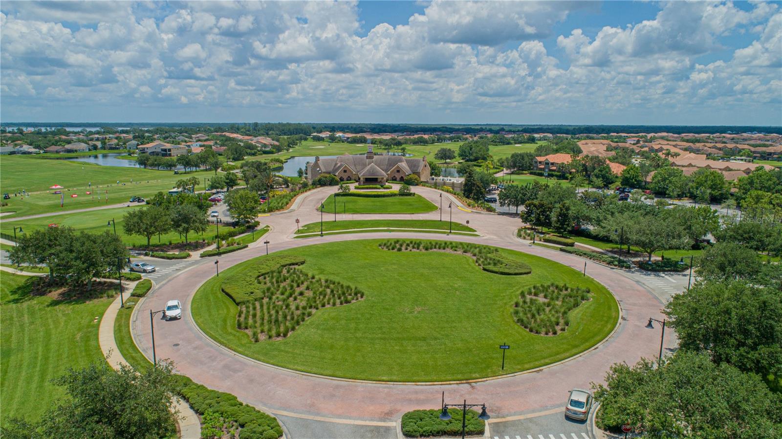 EAGLE CREEK VILLAGE - Residential