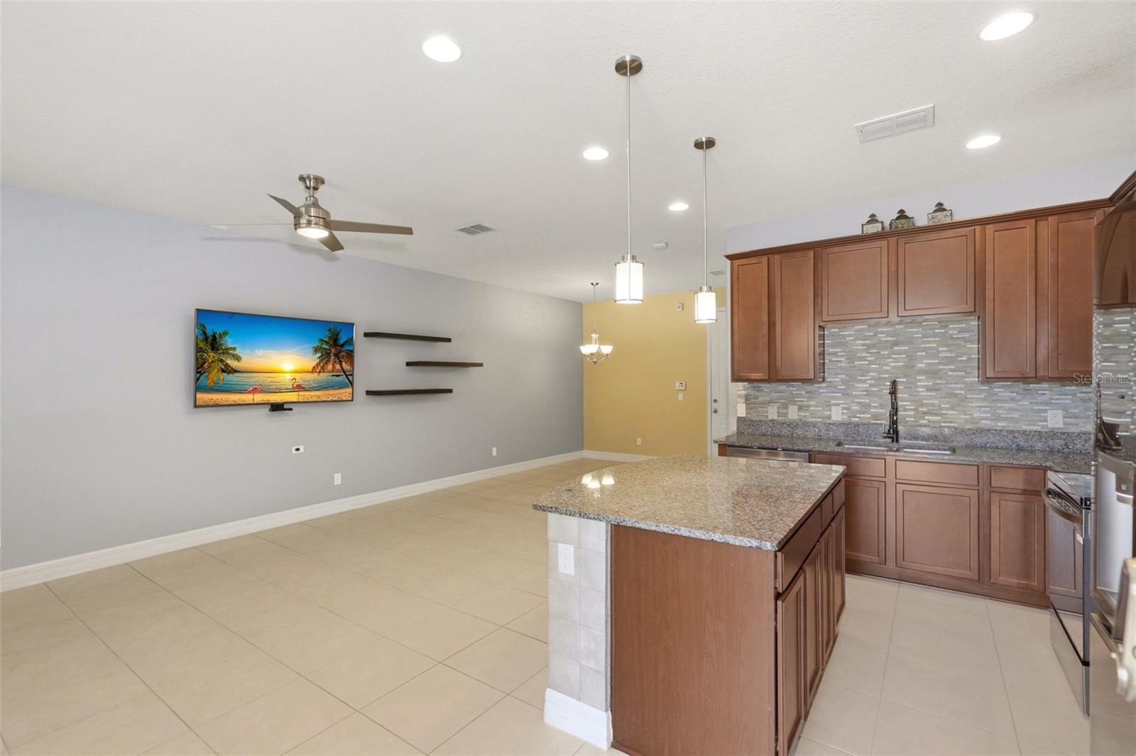 EAGLE CREEK VILLAGE - Residential