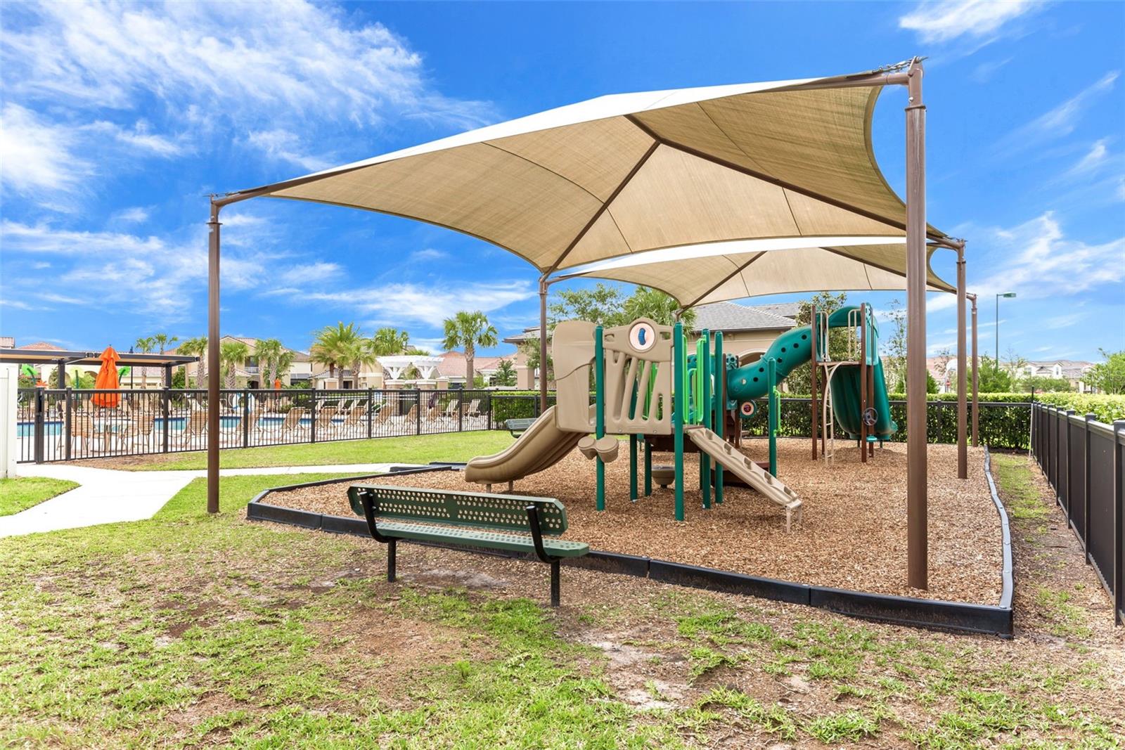 EAGLE CREEK VILLAGE - Residential