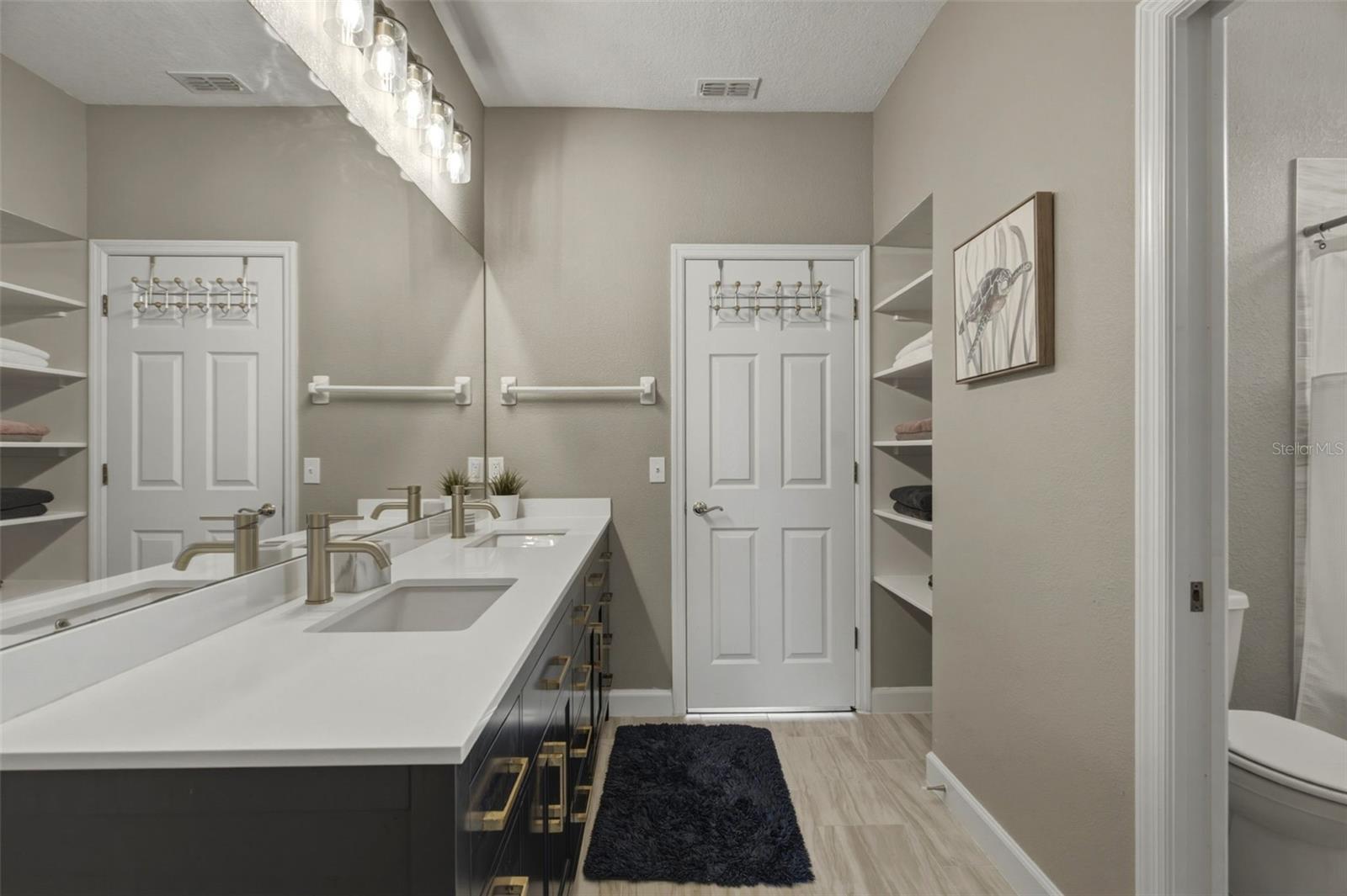 COURTLEIGH PARK - Residential