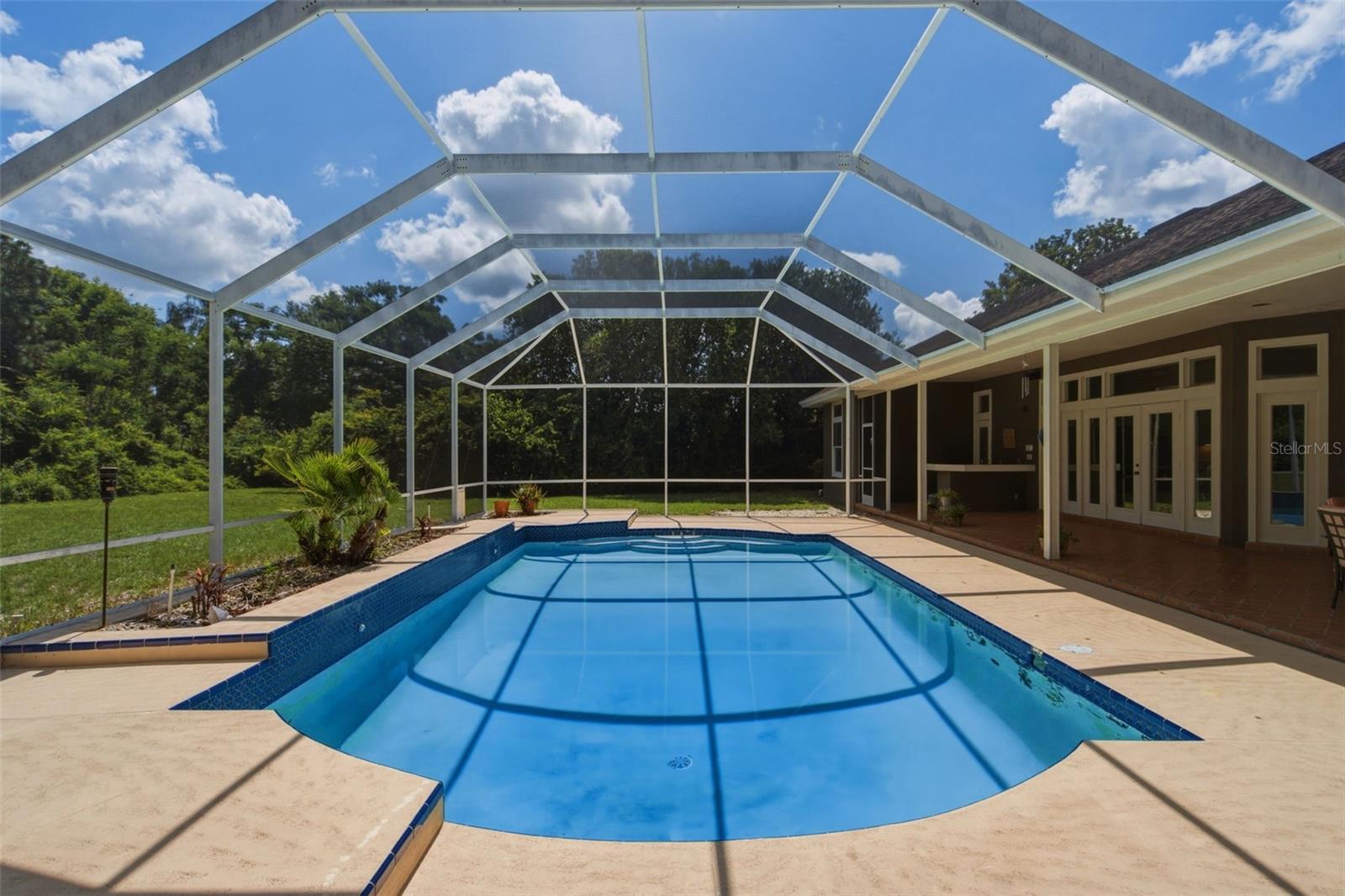 COURTLEIGH PARK - Residential