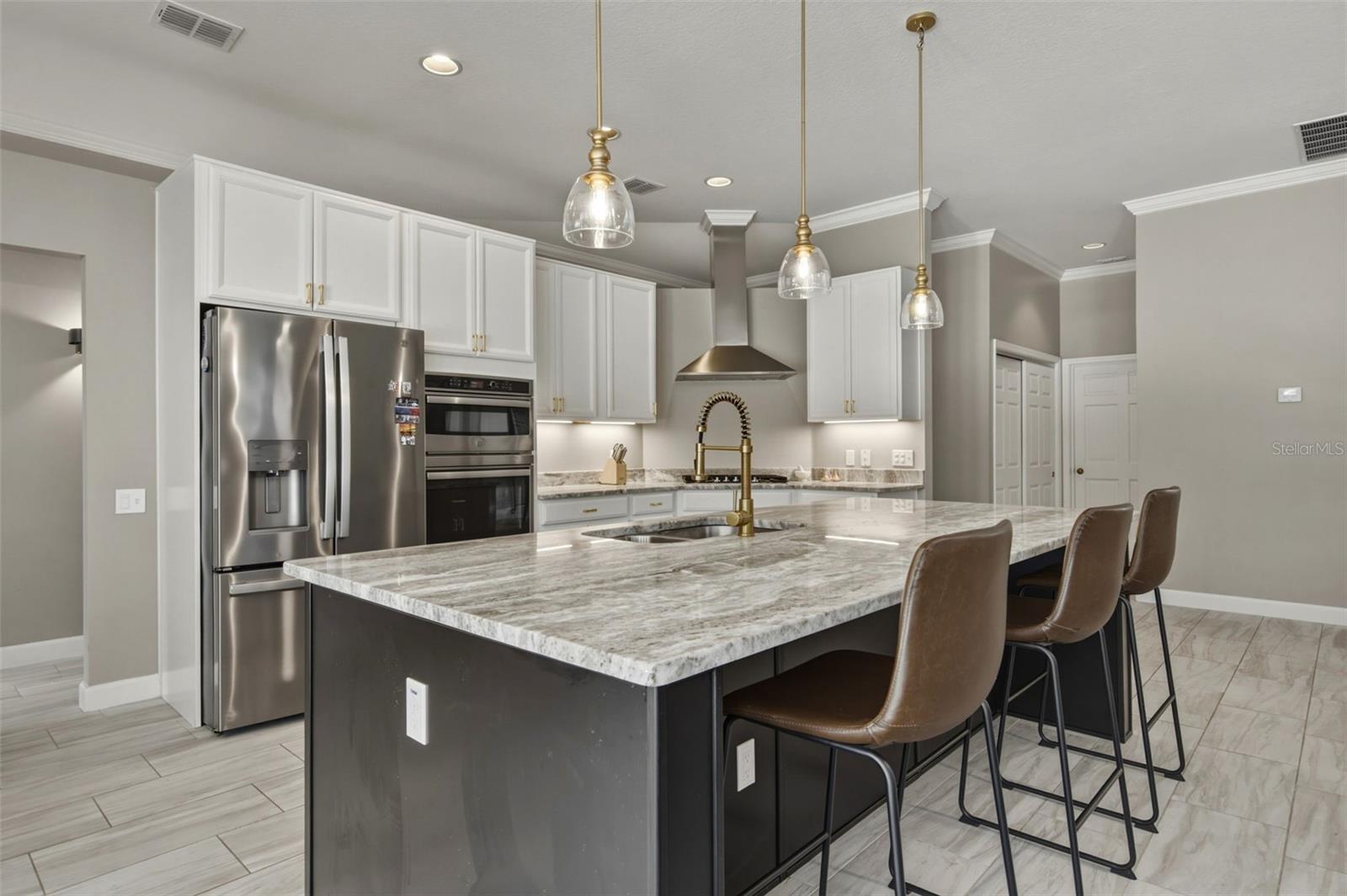 COURTLEIGH PARK - Residential