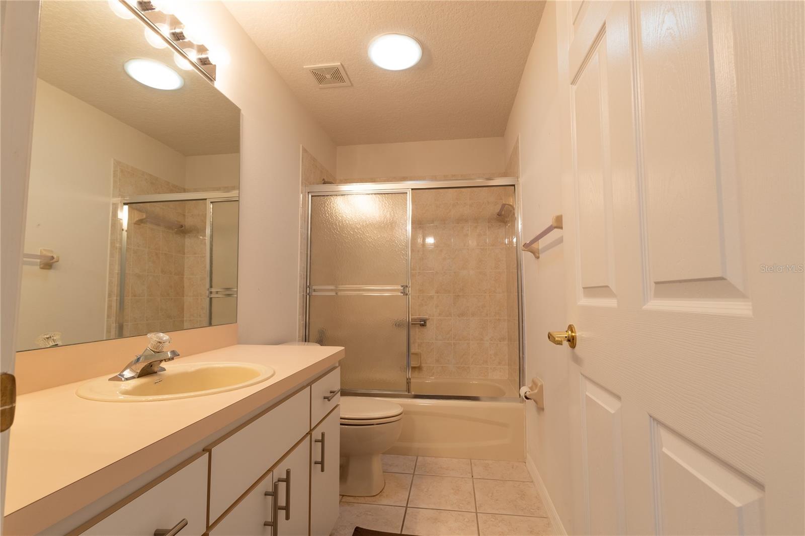 EDGEWOOD AT RIVER RIDGE COUNTRY CLUB PH 01 - Residential