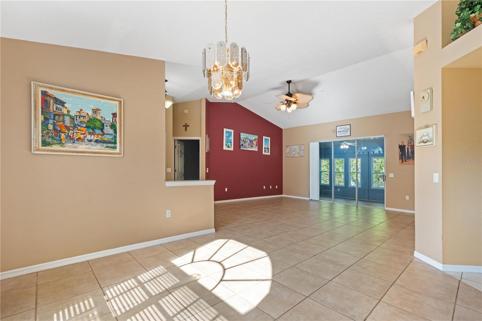 HUNTERS RIDGE - Residential