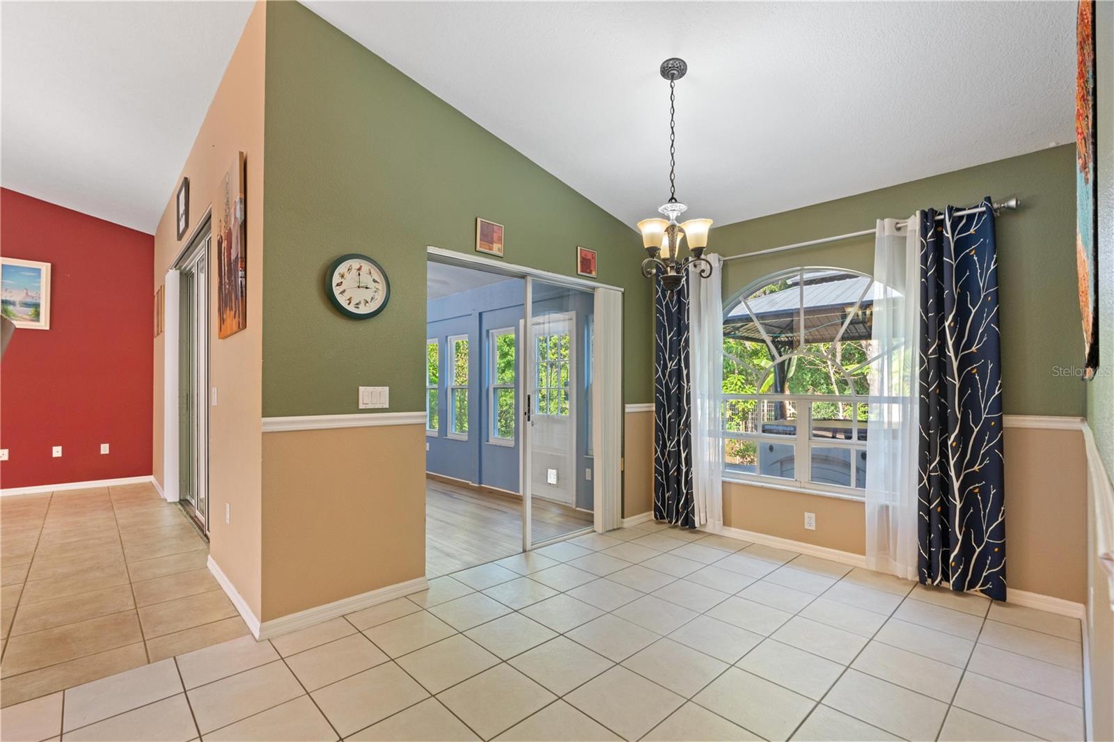 HUNTERS RIDGE - Residential