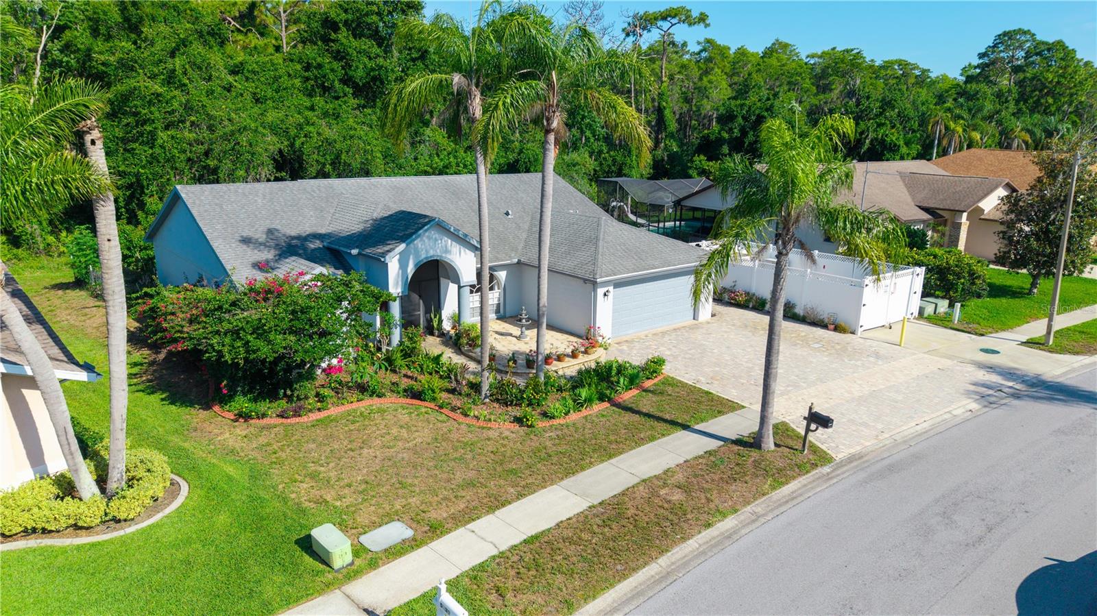 HUNTERS RIDGE - Residential